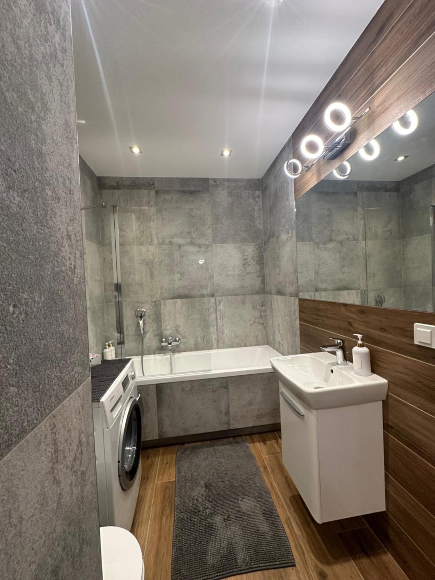 Modern Apartment Near To The Chopin'S Airport Cybernetyki 2A Warszawa Exteriör bild