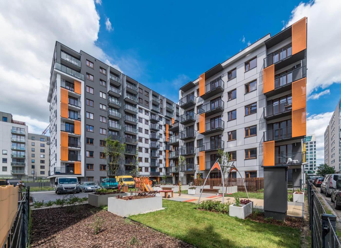 Modern Apartment Near To The Chopin'S Airport Cybernetyki 2A Warszawa Exteriör bild